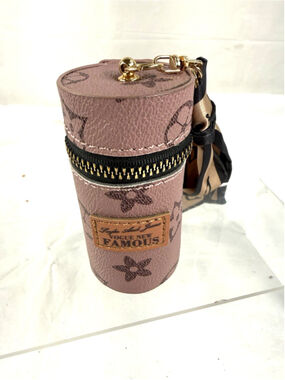 Vogue New Famous Lip Gloss Bag Round Mini Case With Keychain